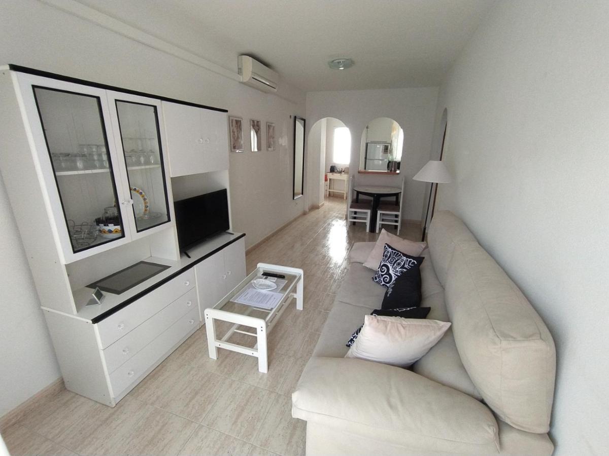 Mila Sloneczny Apartament W Torrevieja Centrum Bagian luar foto