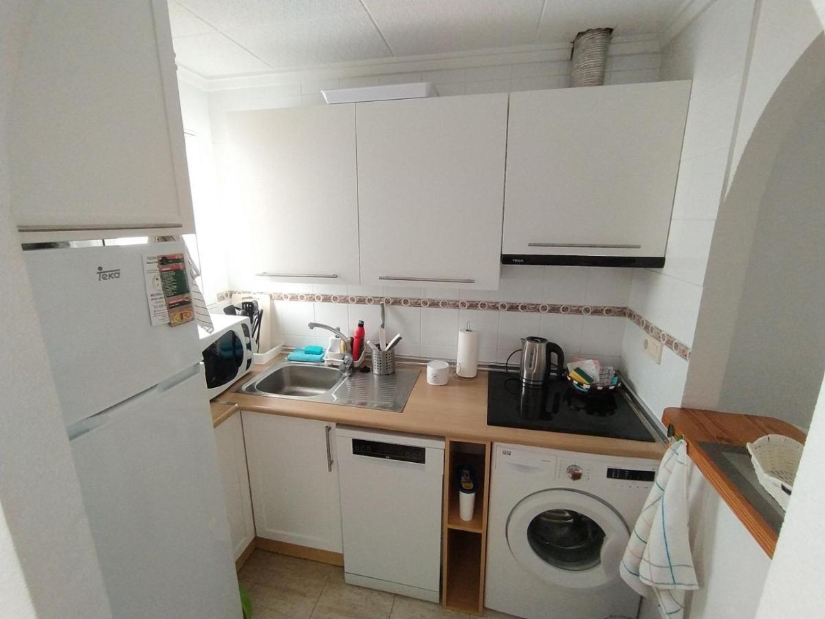 Mila Sloneczny Apartament W Torrevieja Centrum Bagian luar foto